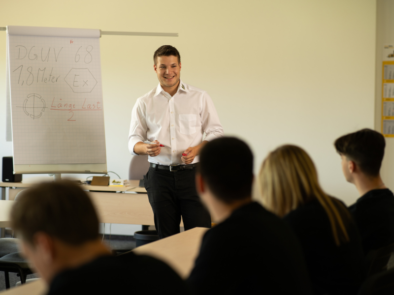 Jährliche Unterweisung Stapler