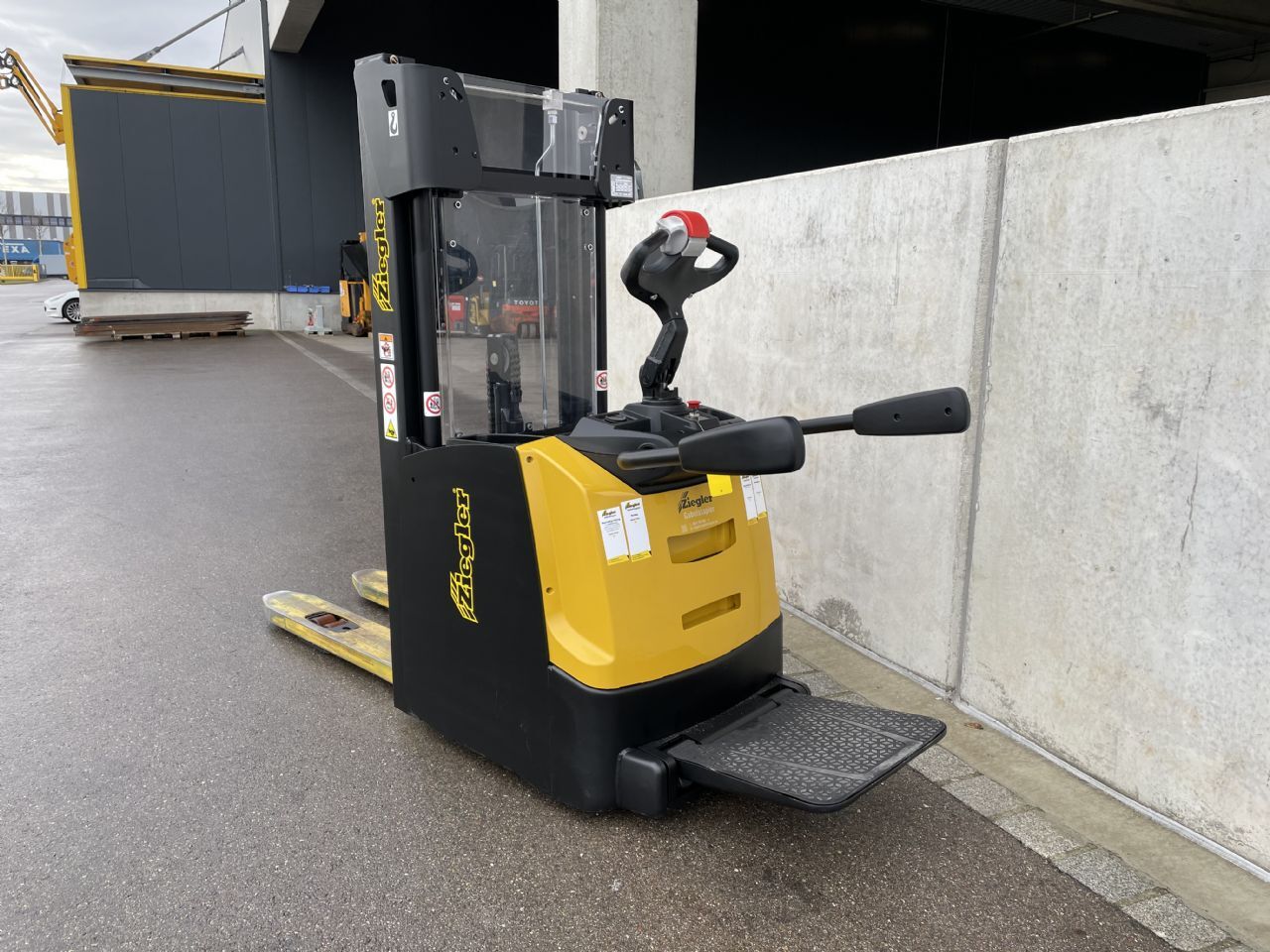 Yale MS16XIL Hochhubwagen – Nr. G007482 – Bild 3