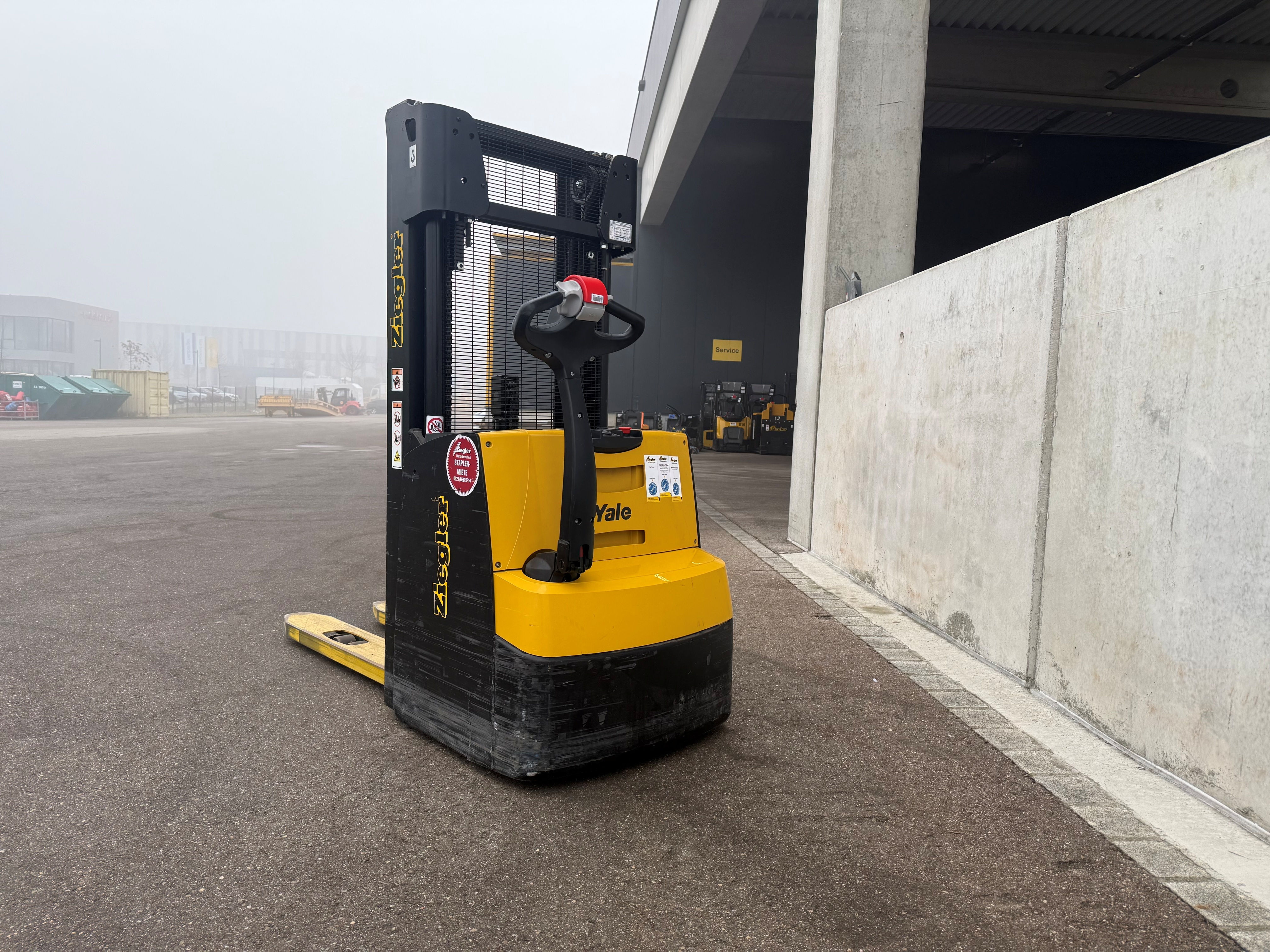Yale MS16 Hochhubwagen – Nr. G007563 – Bild 3