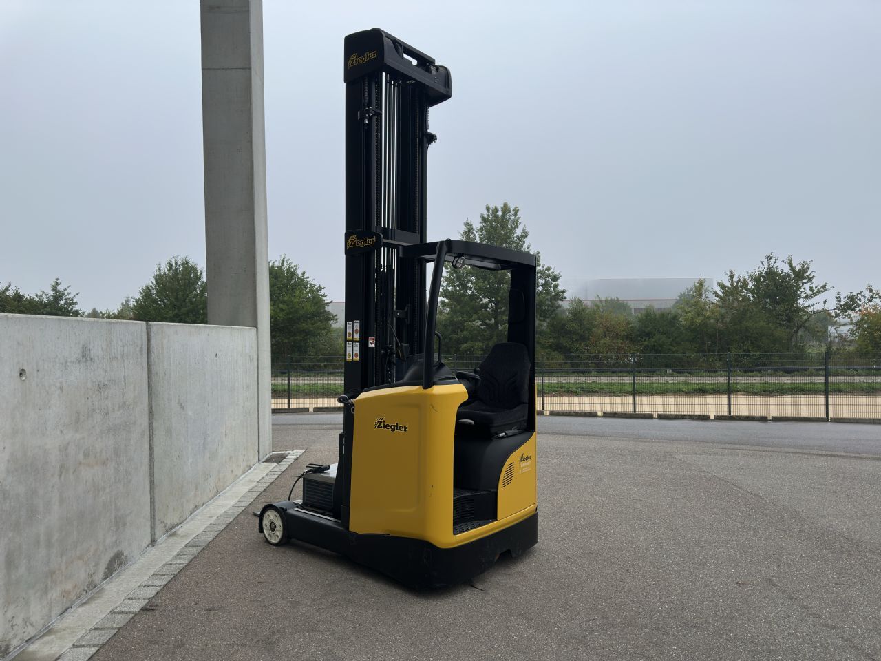 Yale MR14 Schubmaststapler – Nr. G007678 – Bild 2