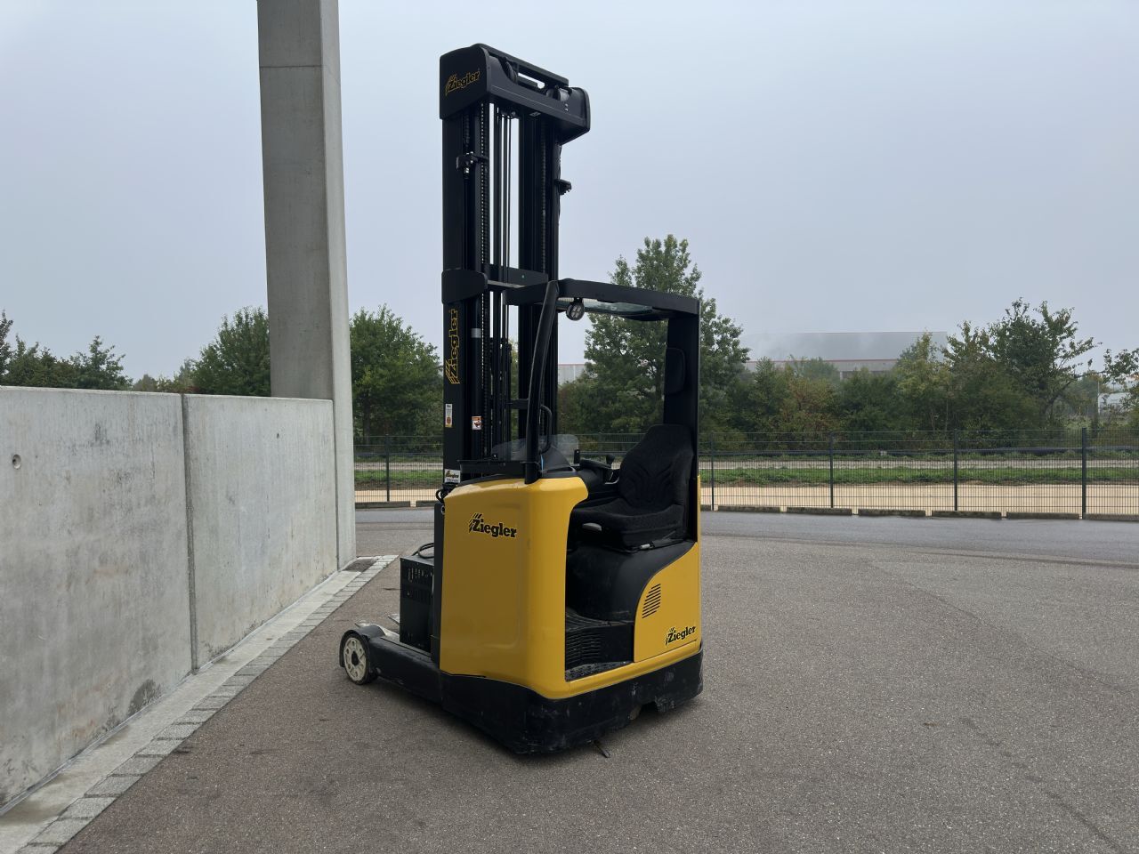 Yale MR14 Schubmaststapler – Nr. G007682 – Bild 2