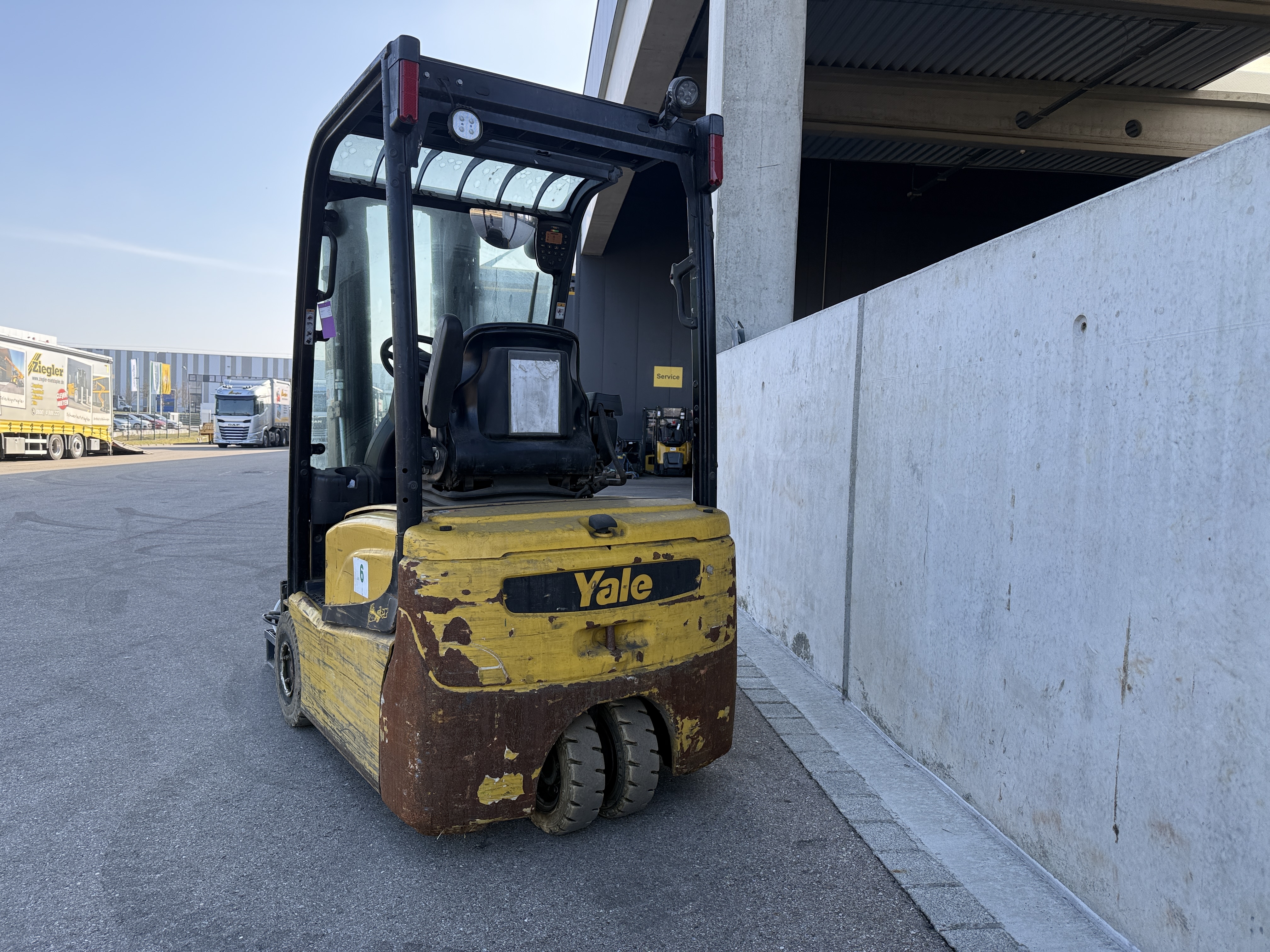 Yale ERP15VTSWB Elektro 3 Rad-Stapler – Nr. G008057 – Bild 3