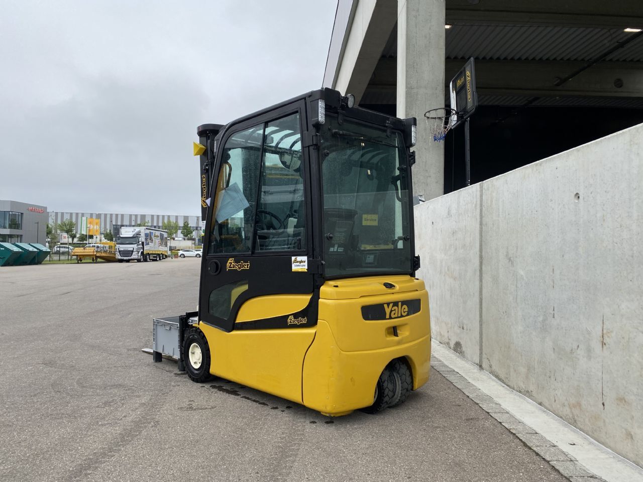 Yale ERP16VTLWB Elektro 3 Rad-Stapler – Nr. G008194 – Bild 3
