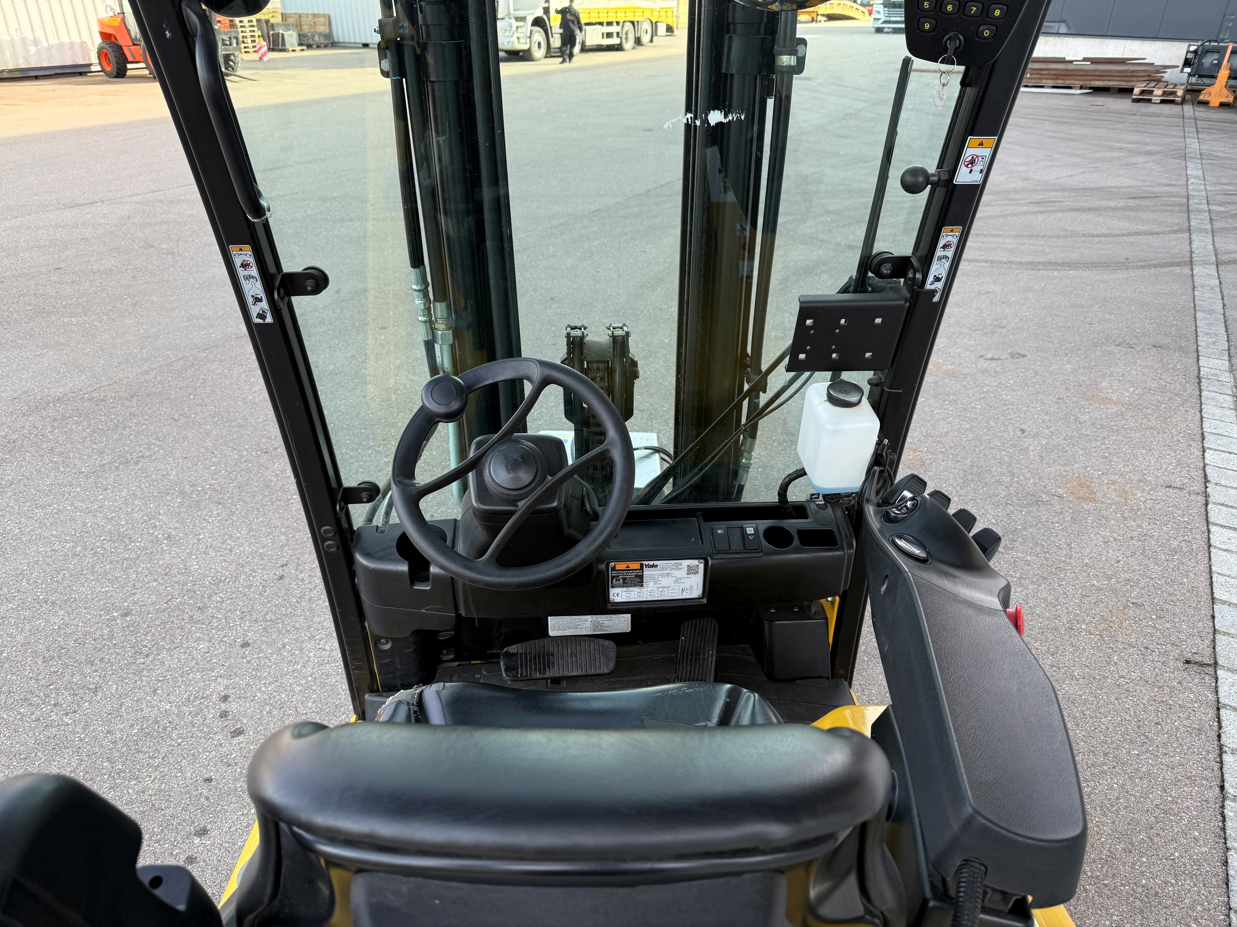 Yale ERP16VTSWB Elektro 3 Rad-Stapler – Nr. G008718 – Bild 4