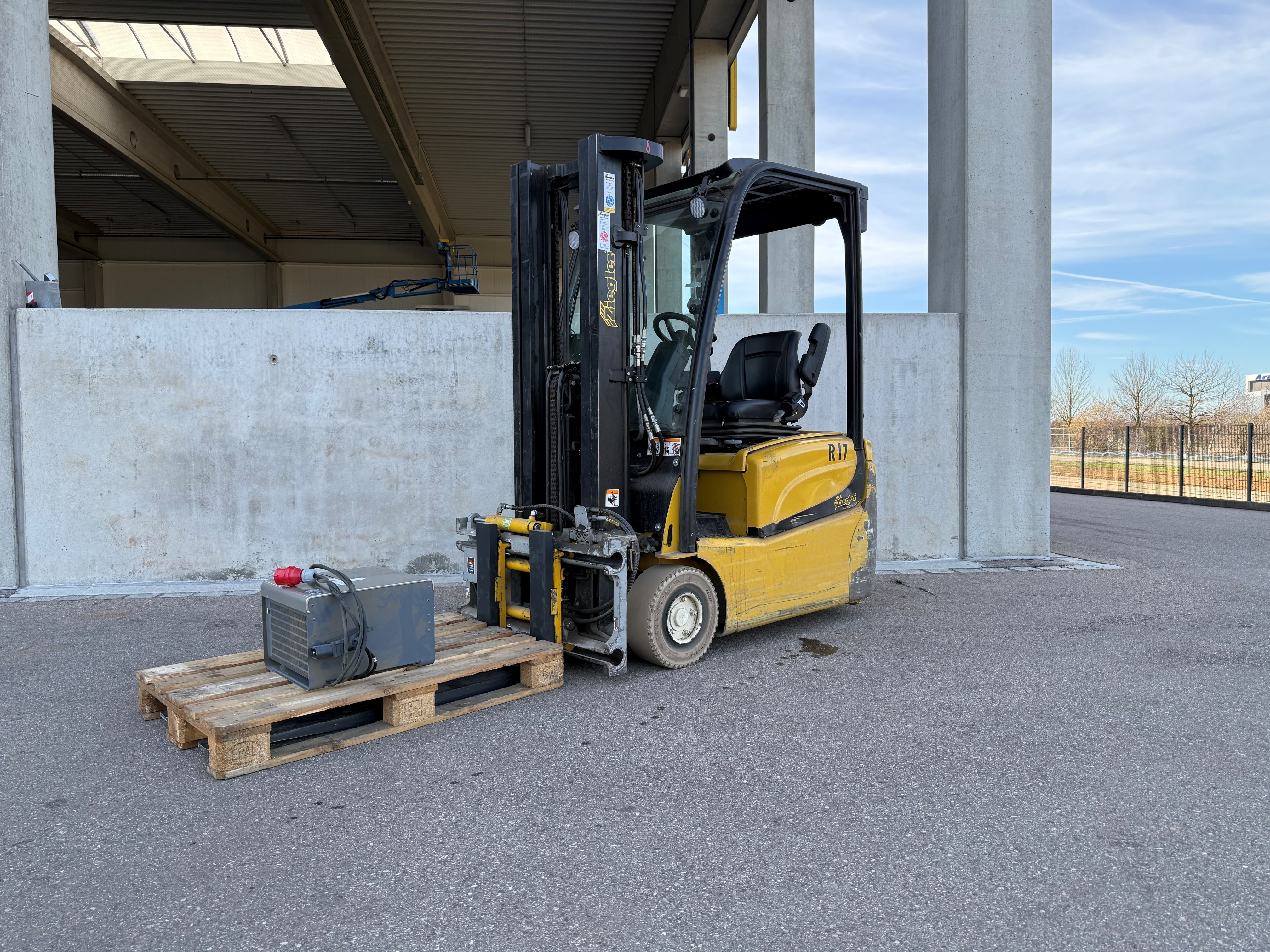 Yale ERP16VTSWB Elektro 3 Rad-Stapler – Nr. G008719