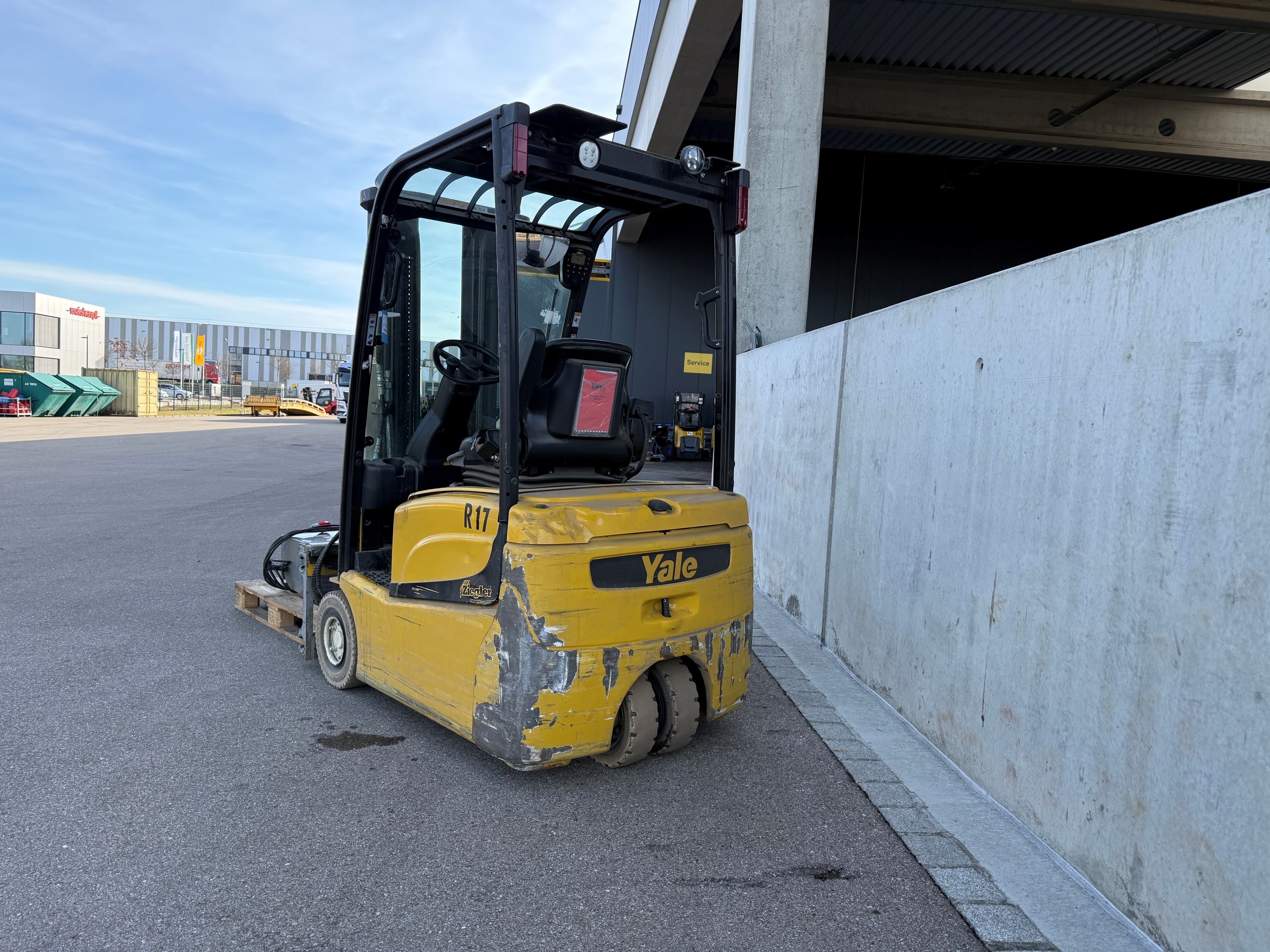 Yale ERP16VTSWB Elektro 3 Rad-Stapler – Nr. G008719 – Bild 3