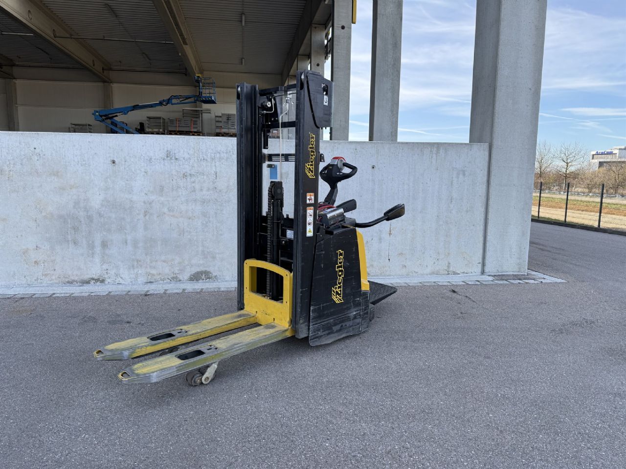 Yale MS12XIL Hochhubwagen – Nr. G008748