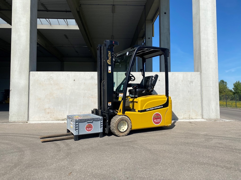 Yale ERP20VTLWB Elektro 3 Rad-Stapler – Nr. G009125