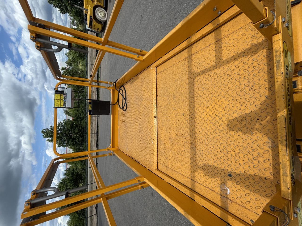 Haulotte Compact 12 DX Scherenarbeitsbühne – Nr. G009365 – Bild 3