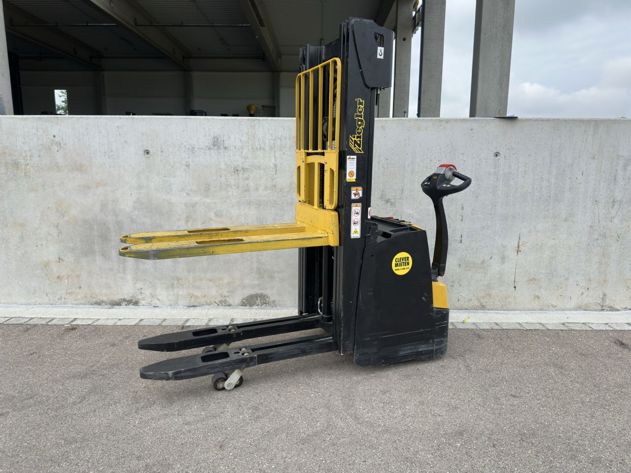 Yale MS12IL Hochhubwagen – Nr. G009458 – Bild 2
