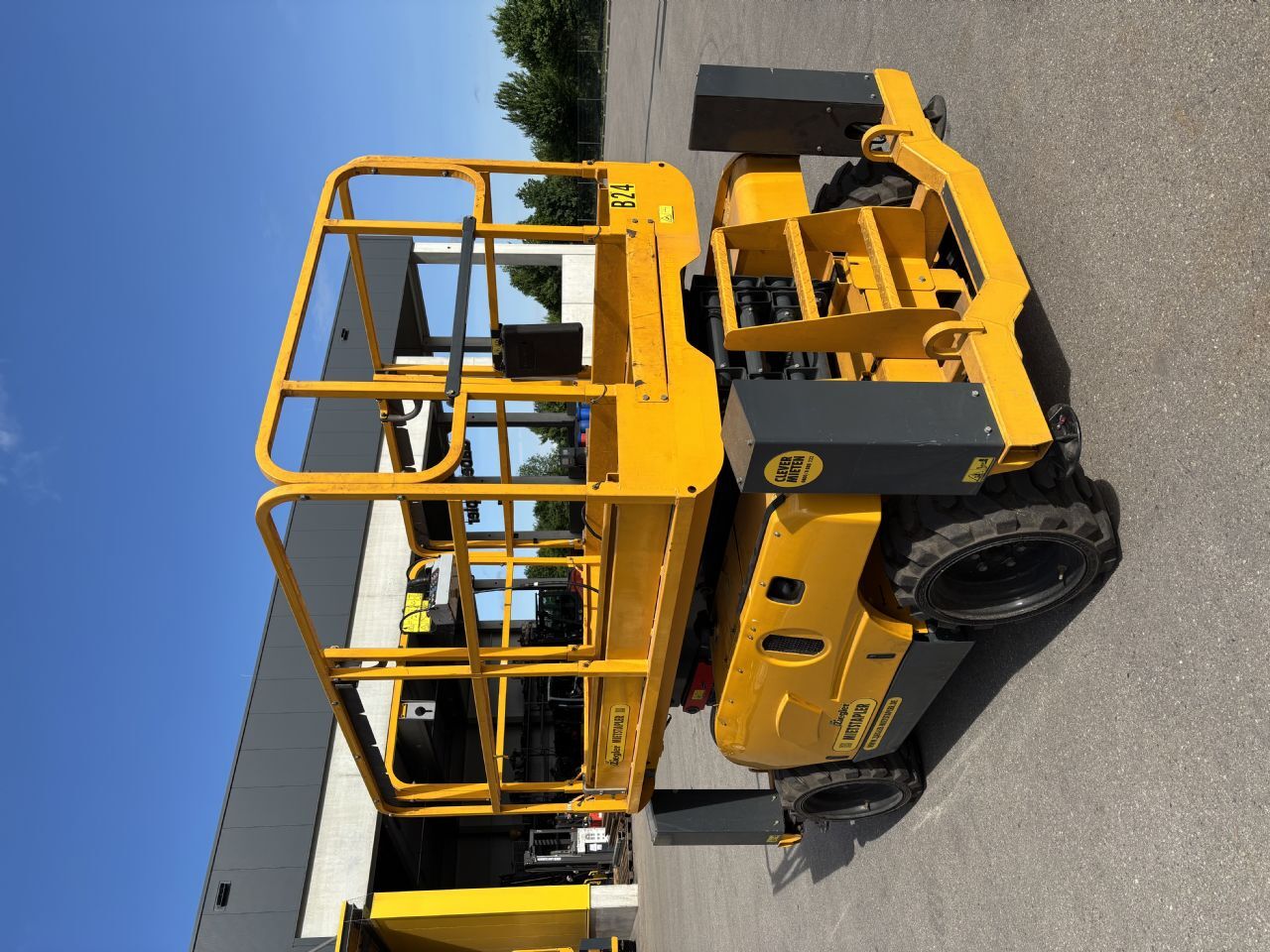 Haulotte Compact 10 DX Scherenarbeitsbühne – Nr. G009570 – Bild 2