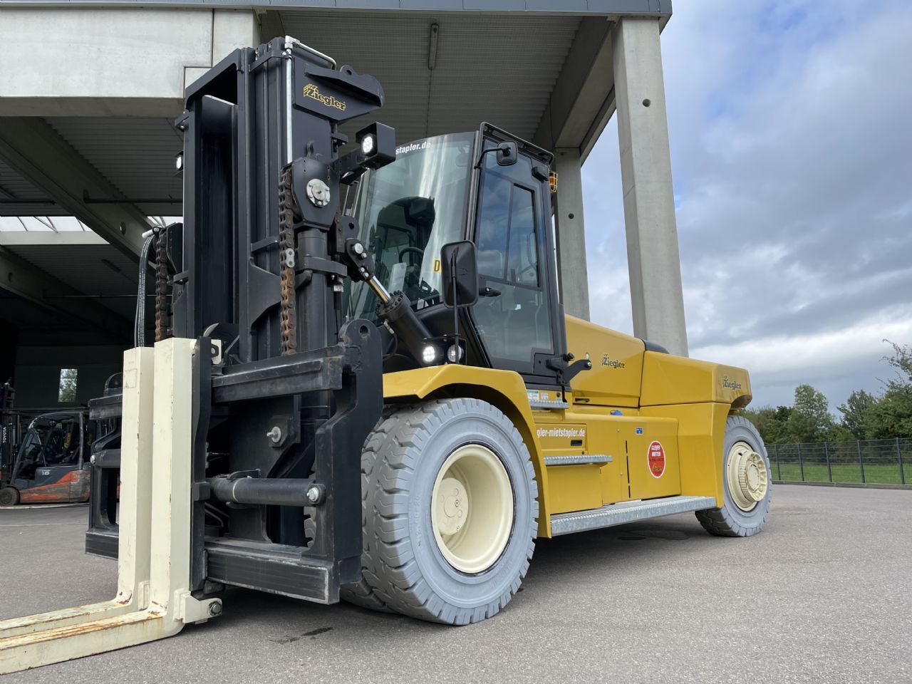 Yale GDP160EF-12 Dieselstapler – Nr. G009667