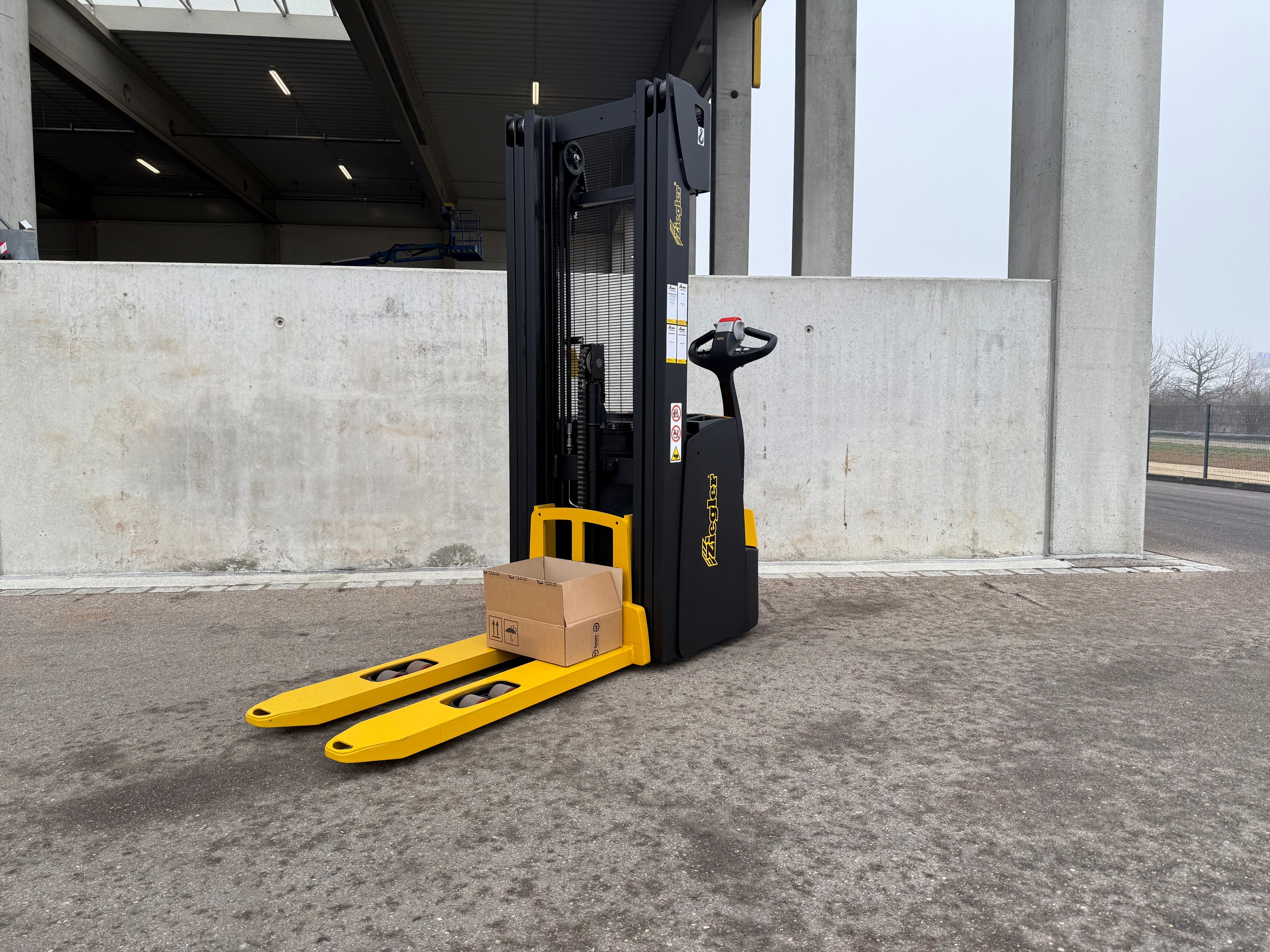 Yale MS12AC Hochhubwagen – Nr. G010157