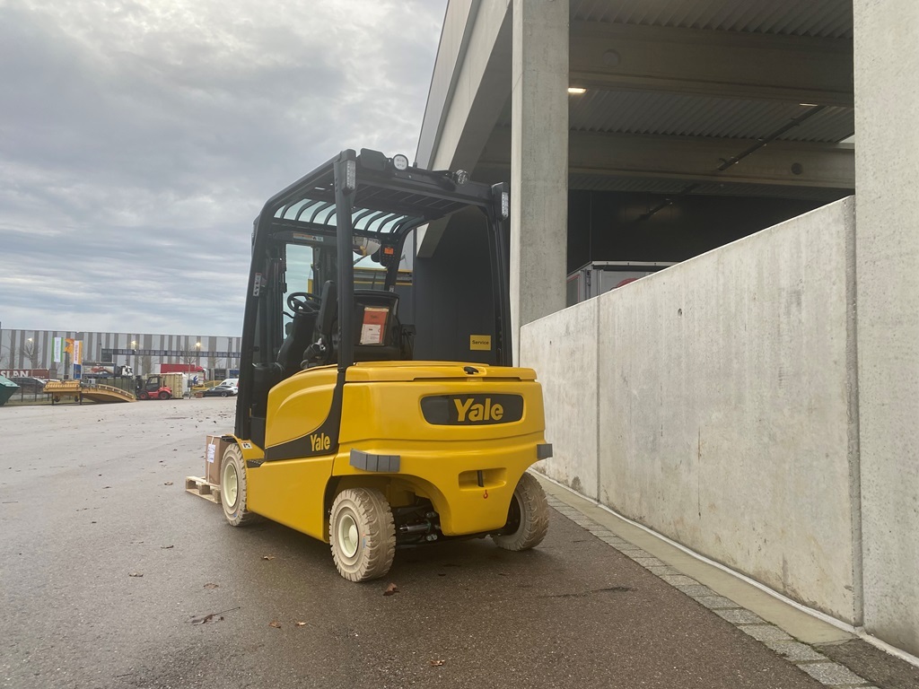 Yale ERP35VL Elektro 4 Rad-Stapler – Nr. G011188 – Bild 3