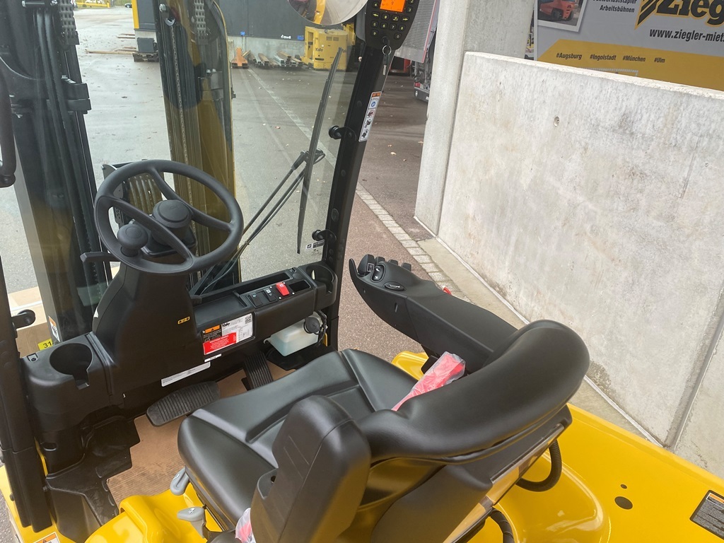 Yale ERP35VL Elektro 4 Rad-Stapler – Nr. G011188 – Bild 4