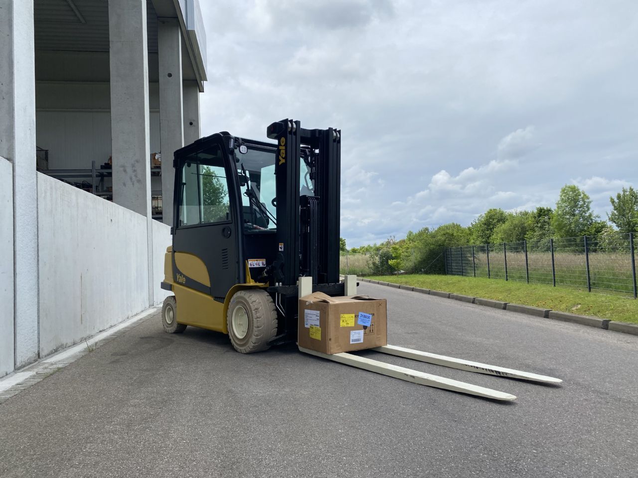 Yale ERP35VL Elektro 4 Rad-Stapler – Nr. G011189 – Bild 2