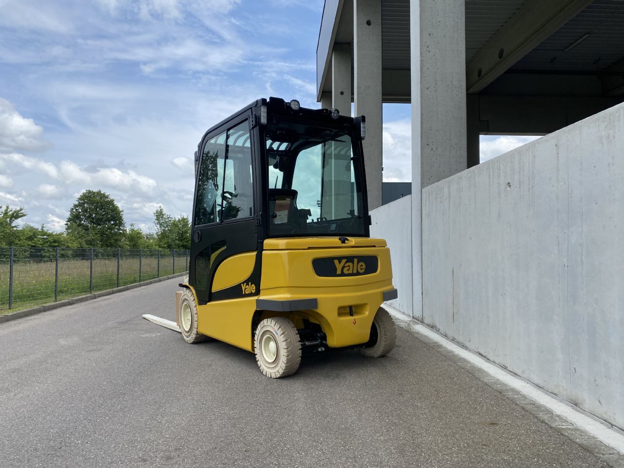 Yale ERP35VL Elektro 4 Rad-Stapler – Nr. G011189 – Bild 3