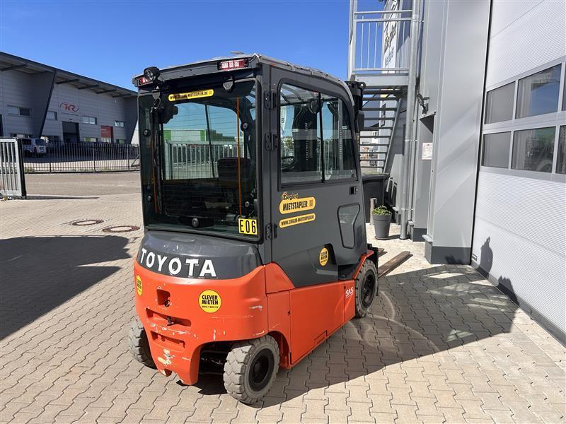 Toyota 8FBMT35 Elektro 4 Rad-Stapler – Nr. G011878 – Bild 4