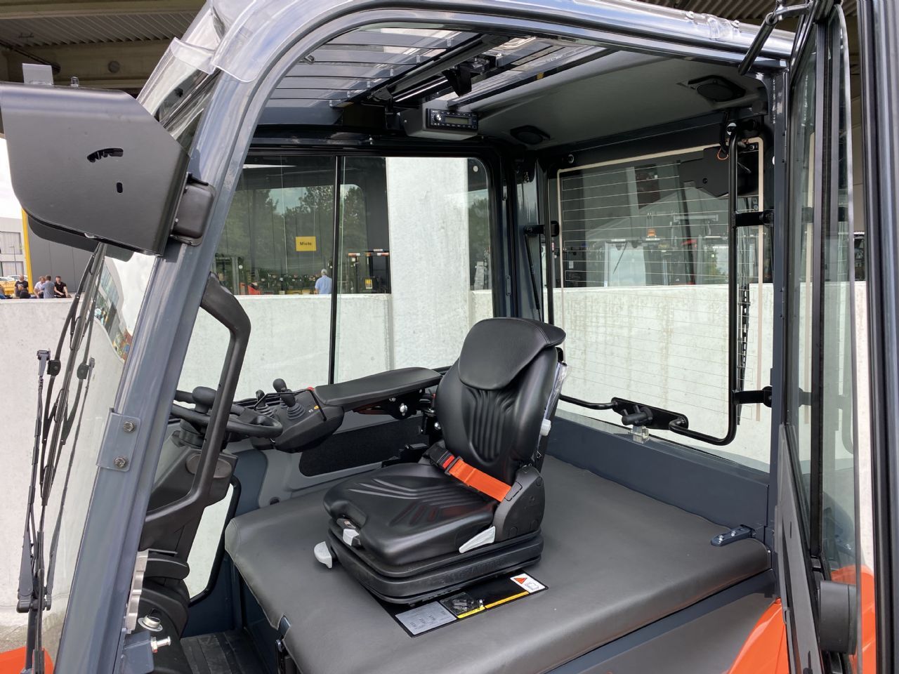 Toyota 8FBMT50 Elektro 4 Rad-Stapler – Nr. G012061 – Bild 4