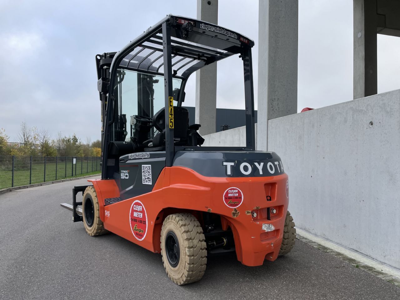 Toyota 8FBMT50 Elektro 4 Rad-Stapler – Nr. G012063 – Bild 3