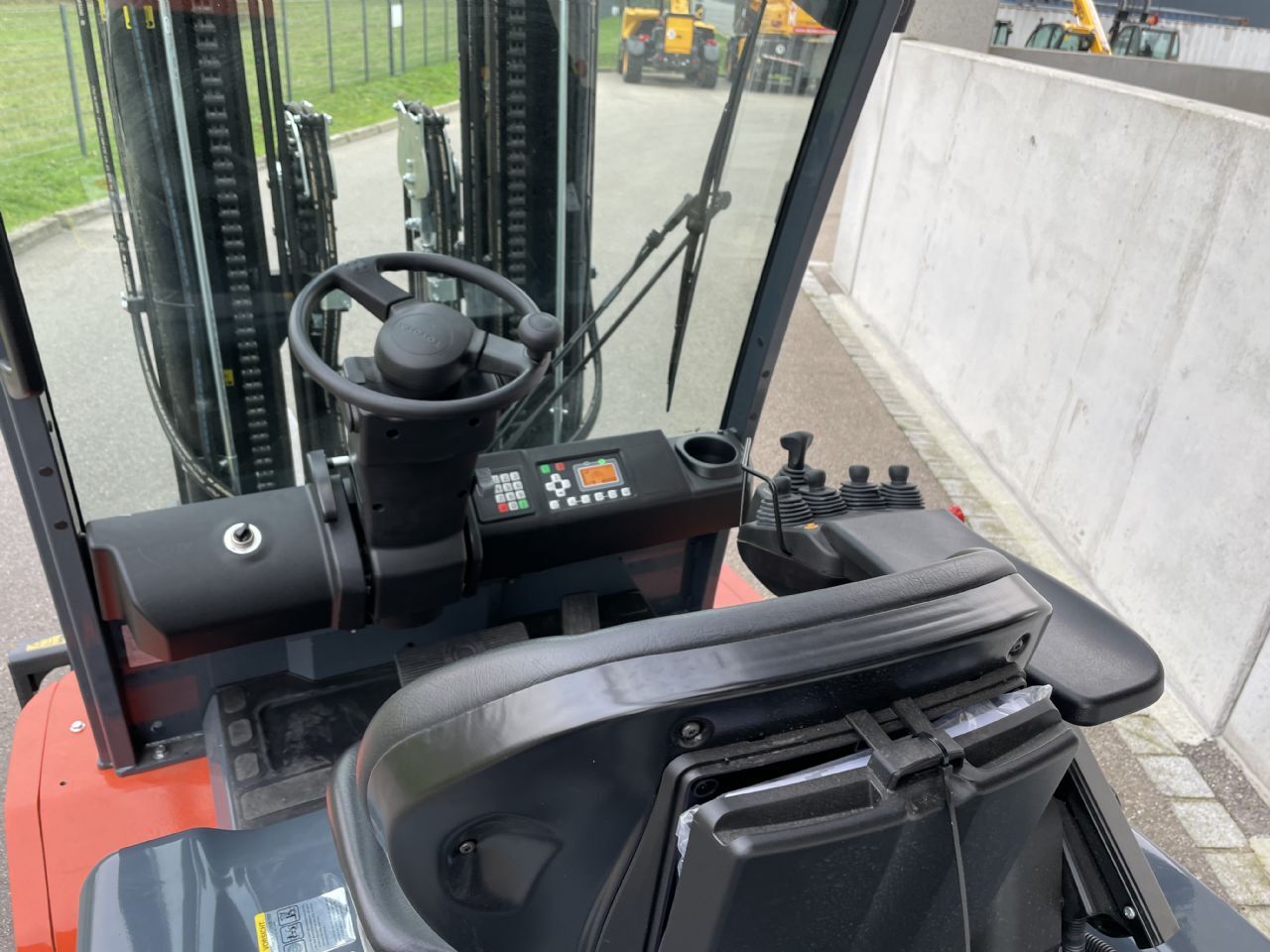 Toyota 8FBMT50 Elektro 4 Rad-Stapler – Nr. G012063 – Bild 4