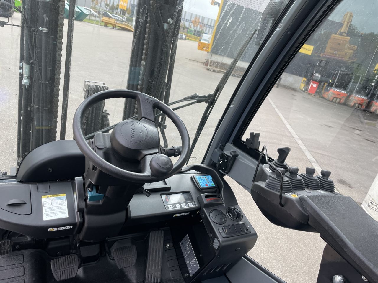 Toyota 8FDJF35 Dieselstapler – Nr. G012118 – Bild 5