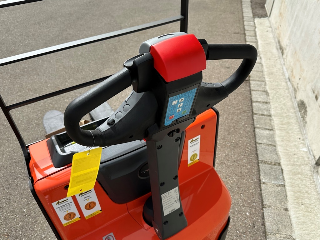 Toyota LWE200 Niederhubwagen – Nr. G012131 – Bild 4