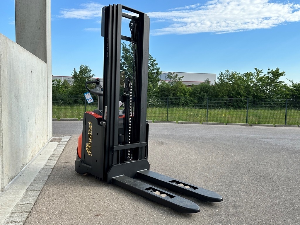 Toyota SWE120L Hochhubwagen – Nr. G012135 – Bild 2