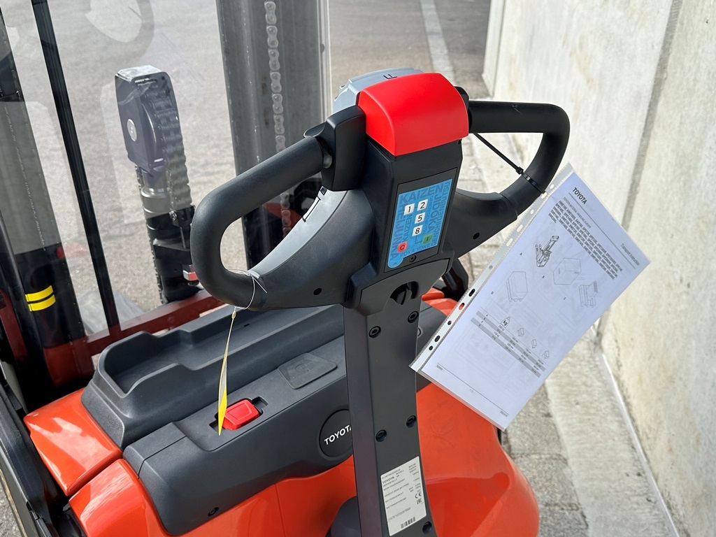 Toyota SWE160 Hochhubwagen – Nr. G012137 – Bild 4