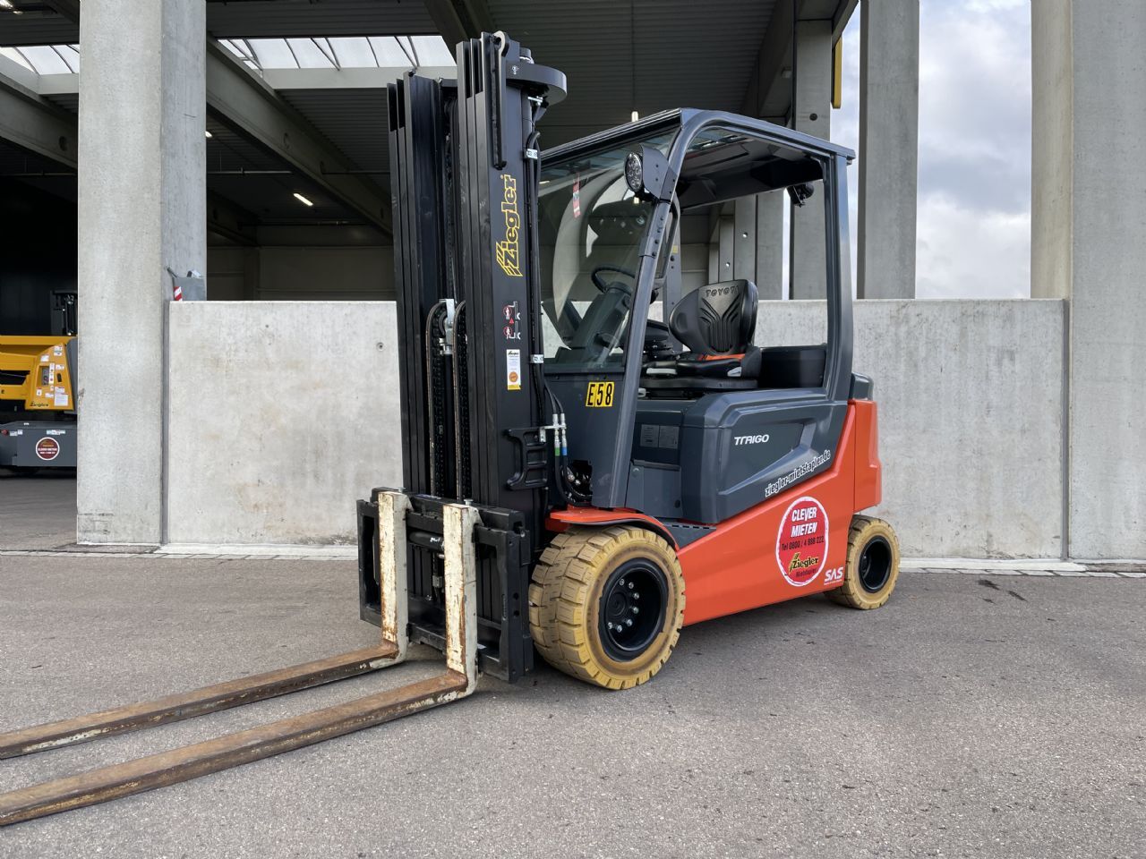 Toyota 9FBM35T Elektro 4 Rad-Stapler – Nr. G012321