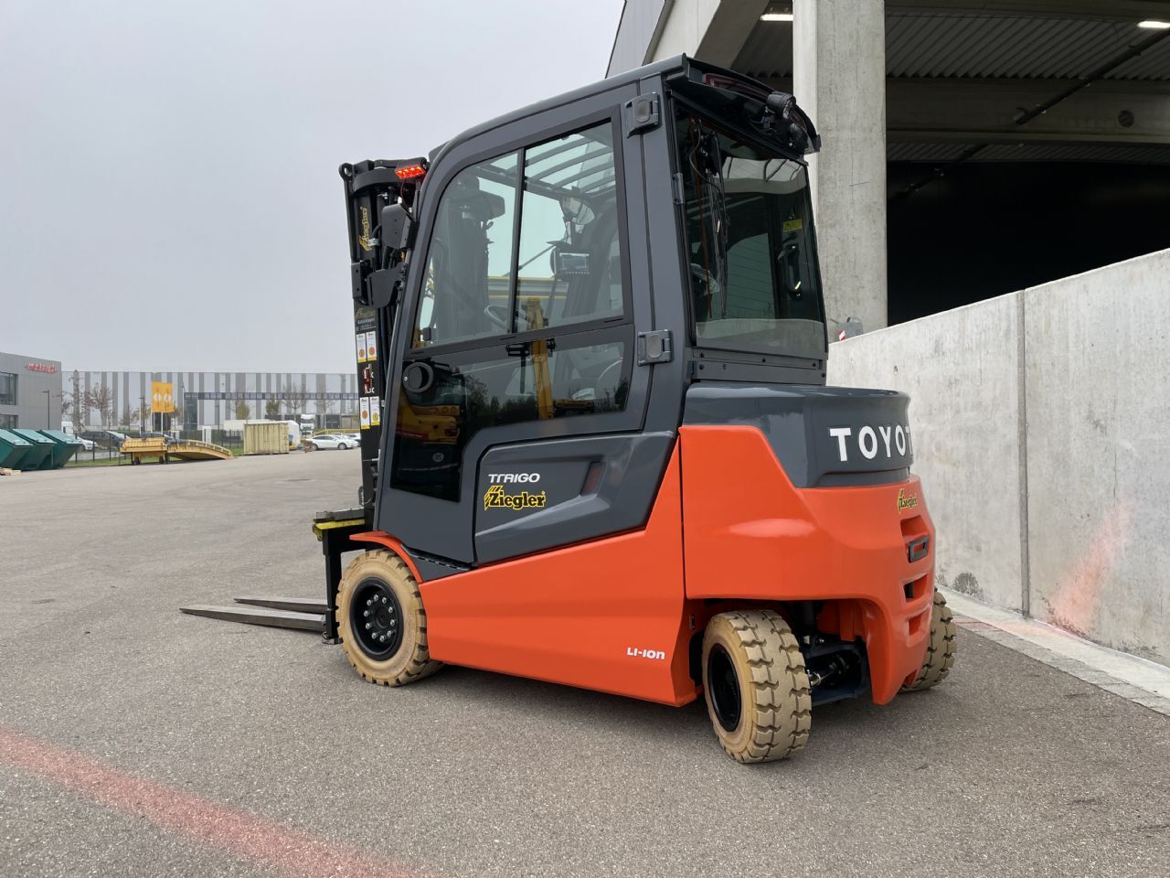 Toyota 9FBH30T Elektro 4 Rad-Stapler – Nr. G012328 – Bild 3