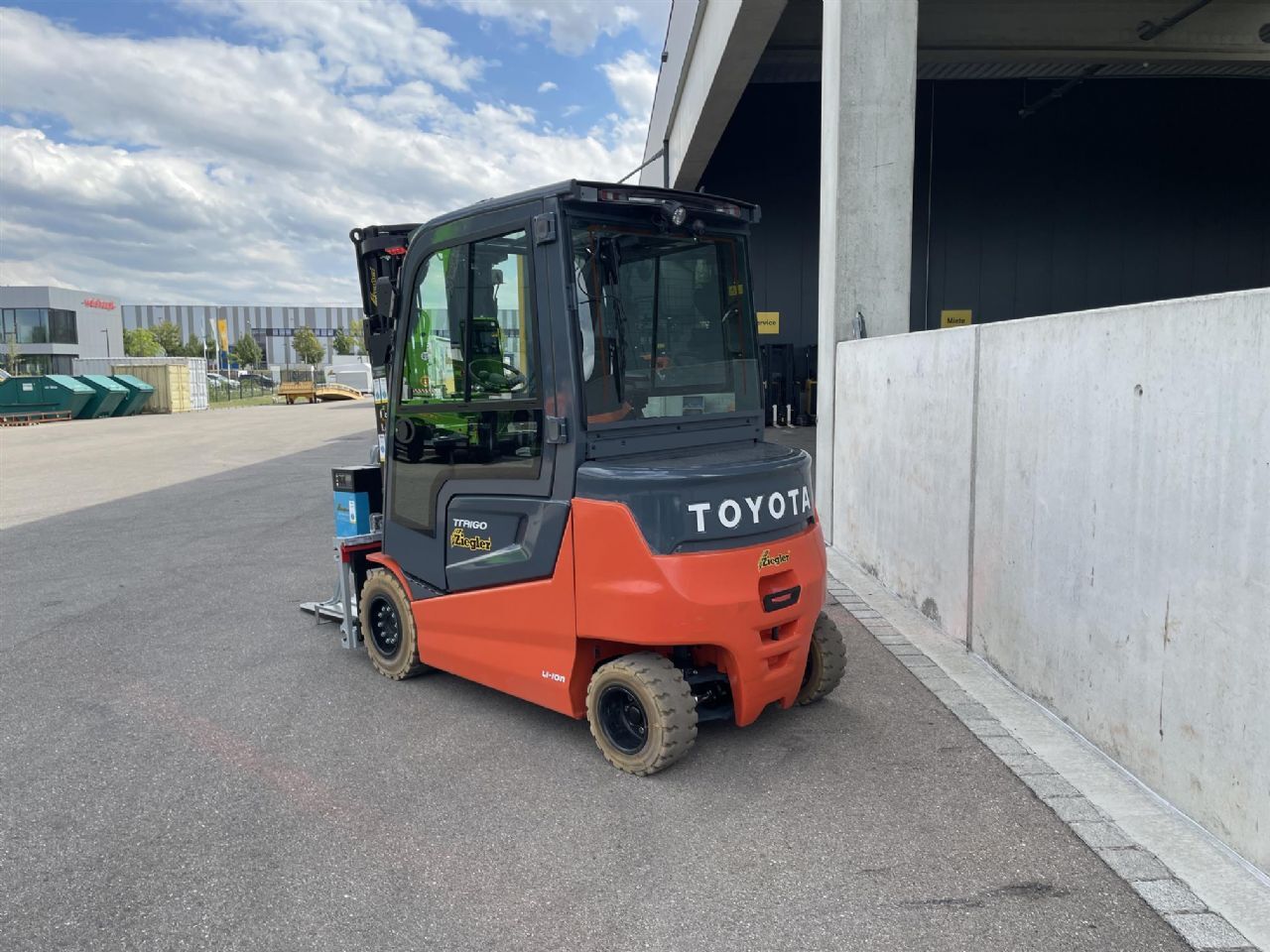 Toyota 9FBH30T Elektro 4 Rad-Stapler – Nr. G012328 – Bild 3