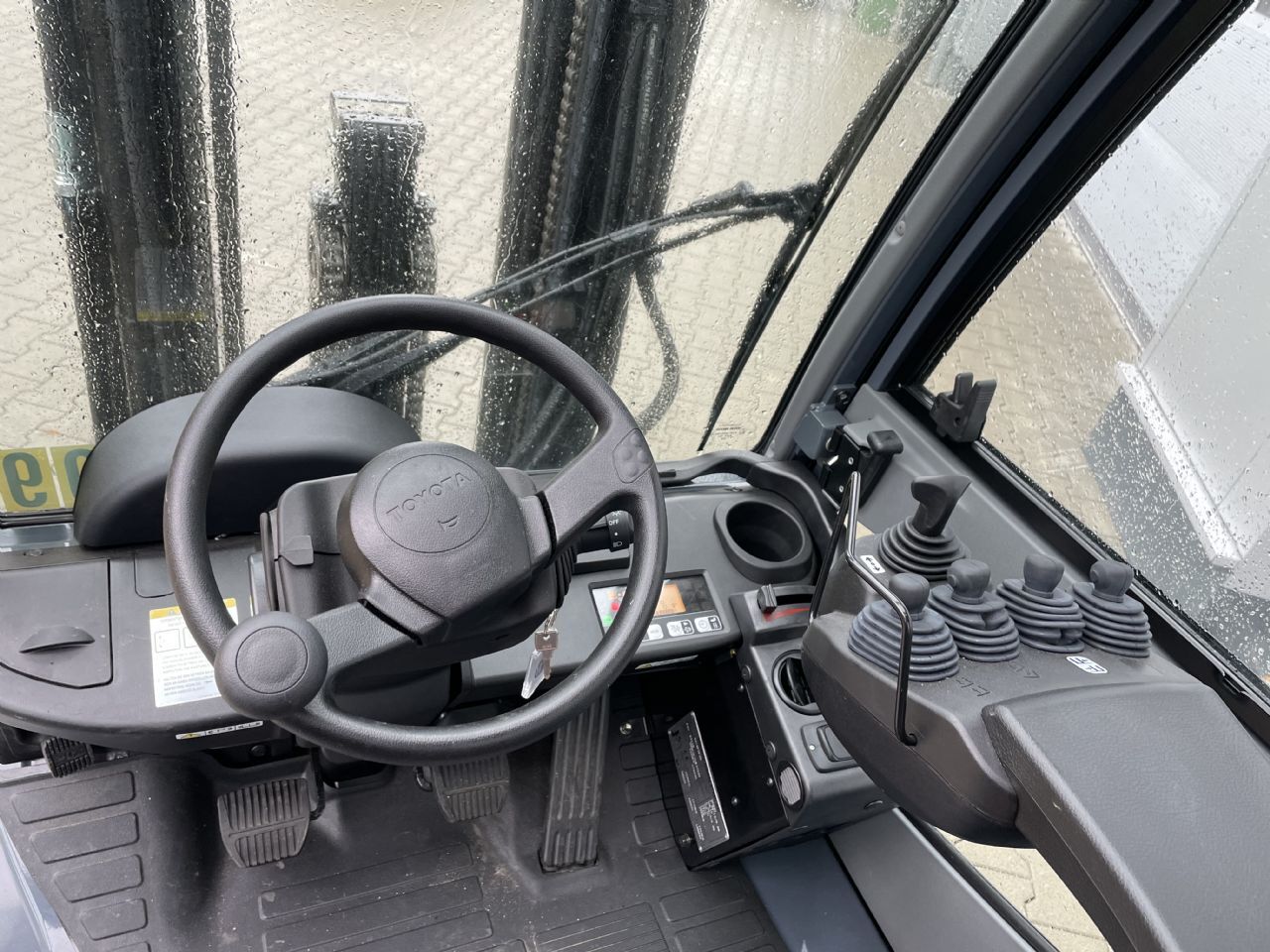 Toyota 52-8FDF25 Dieselstapler – Nr. G012340 – Bild 5