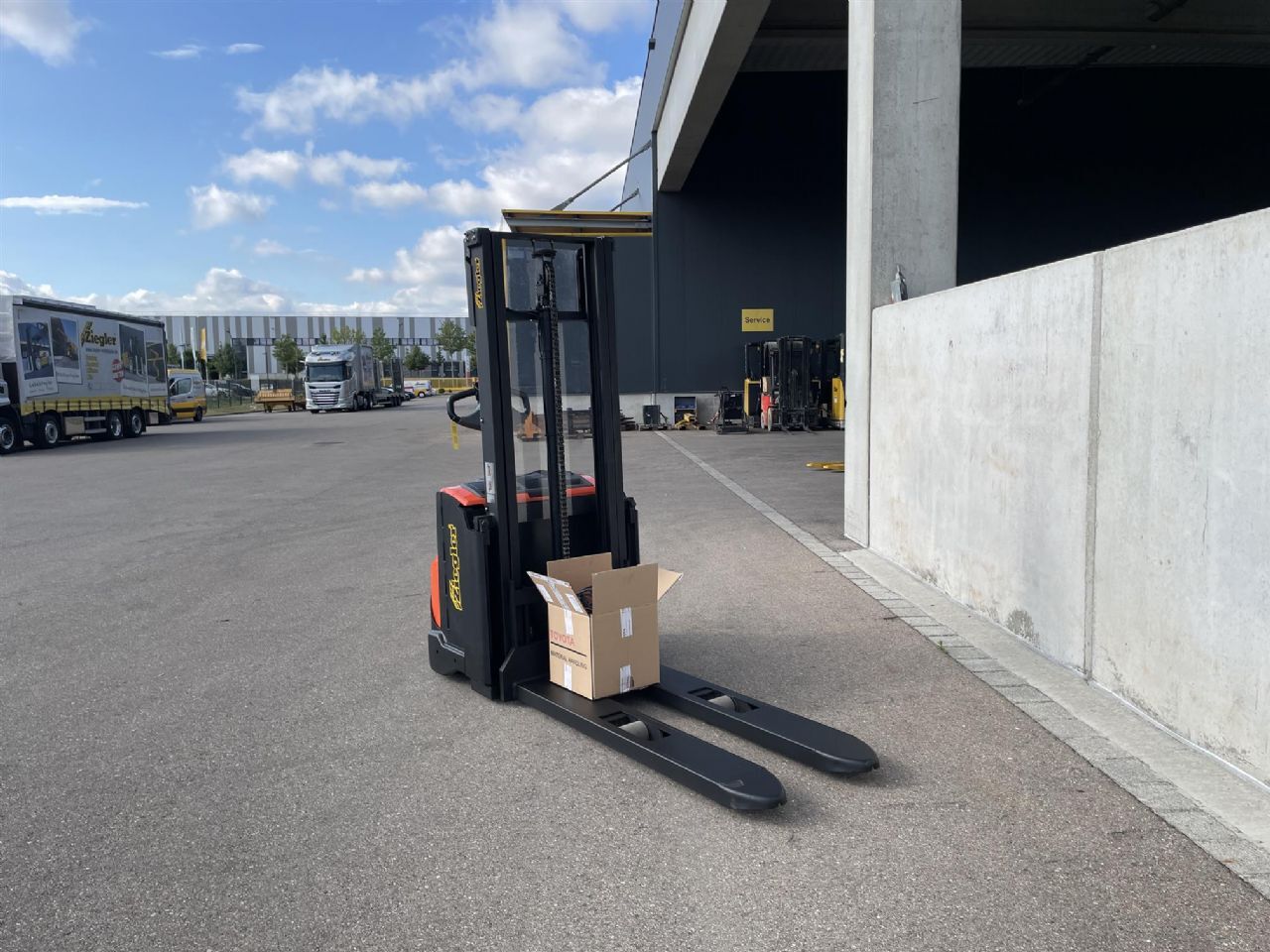 Toyota SWE100 Hochhubwagen – Nr. G013292 – Bild 3