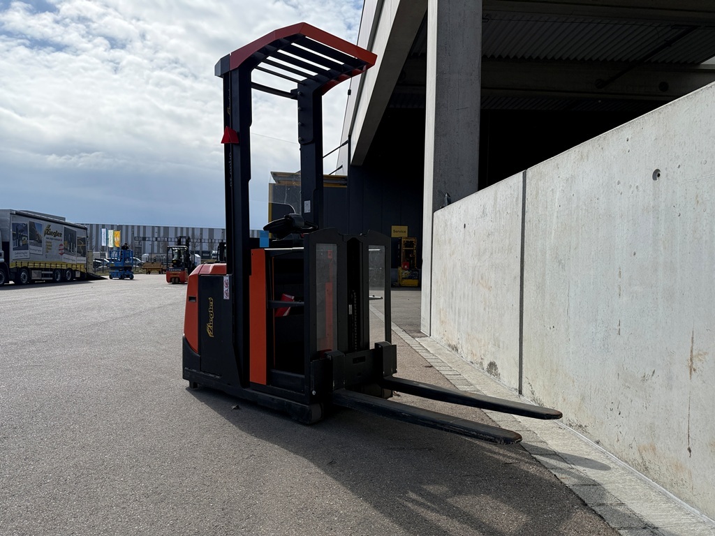 Toyota OME100N Hochhubkommissionierer – Nr. G013757 – Bild 3