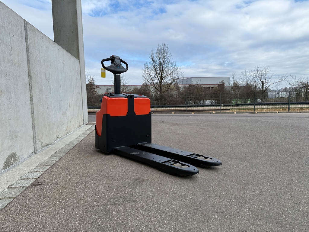 Toyota LWI160 Niederhubwagen – Nr. G013863 – Bild 2