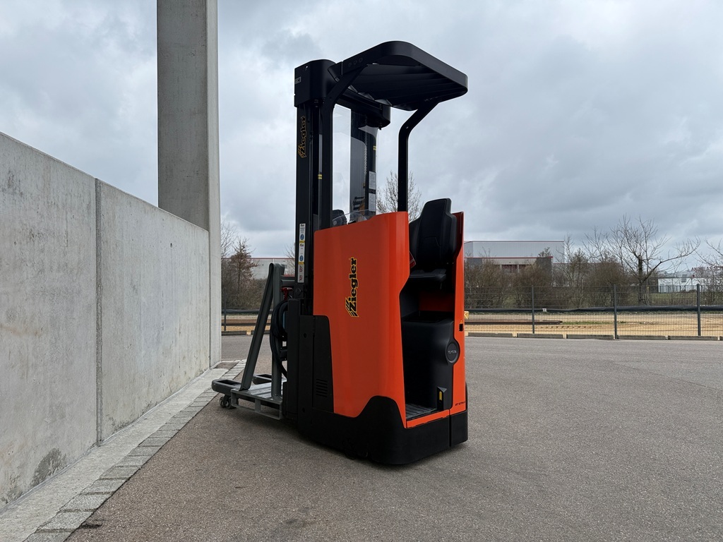 Toyota SSI160LN Fahrerstandstapler – Nr. G014249 – Bild 2