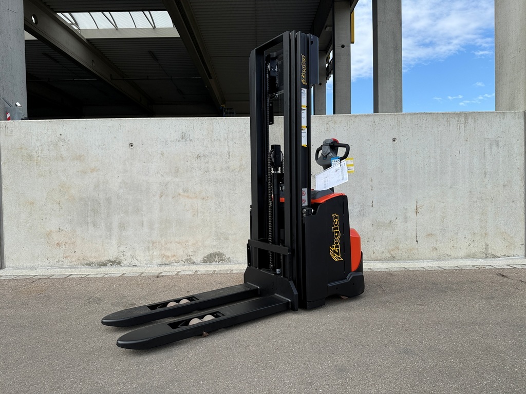 Toyota SWE120 Hochhubwagen – Nr. G014563