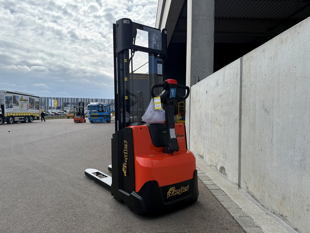 Toyota SWE120 Hochhubwagen – Nr. G014563 – Bild 3