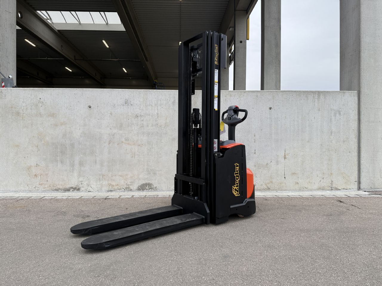 Toyota SWE120 Hochhubwagen – Nr. G014572