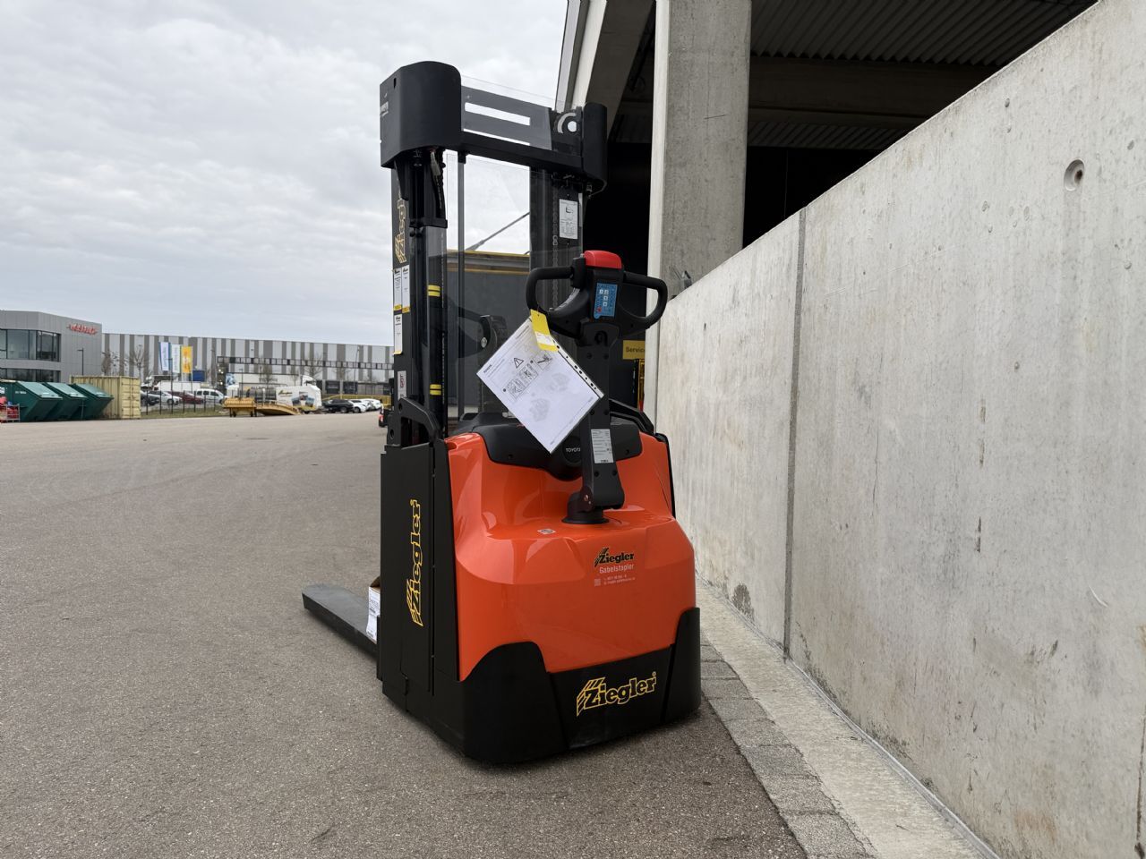 Toyota SWE160 Hochhubwagen – Nr. G014578 – Bild 3