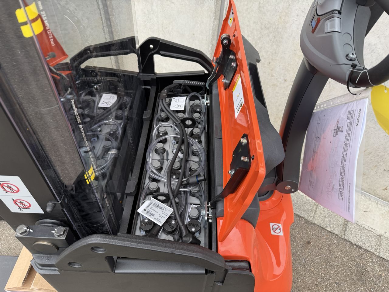 Toyota SWE160 Hochhubwagen – Nr. G014578 – Bild 4