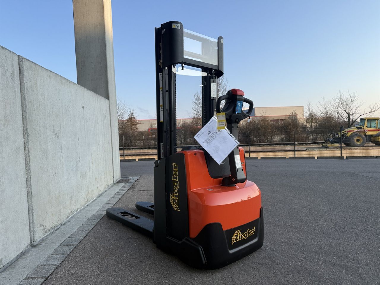 Toyota SWE100 Hochhubwagen – Nr. G014584 – Bild 2