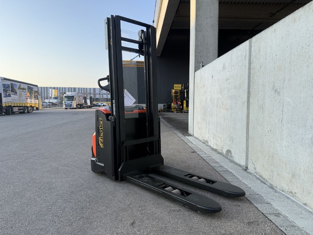 Toyota SWE100 Hochhubwagen – Nr. G014584 – Bild 3