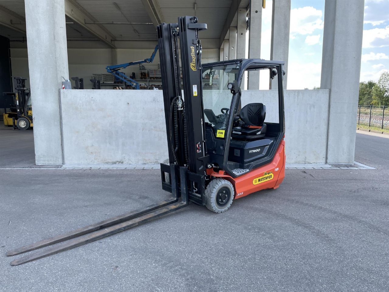 Toyota 9FBEK16T Elektro 3 Rad-Stapler – Nr. G014622