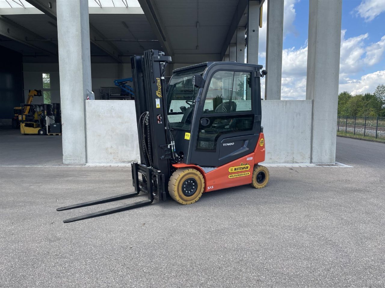 Toyota 9FBMK25T Elektro 4 Rad-Stapler – Nr. G014798