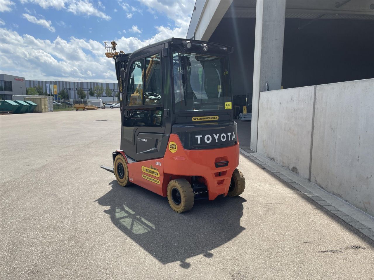 Toyota 9FBMK25T Elektro 4 Rad-Stapler – Nr. G014798 – Bild 3