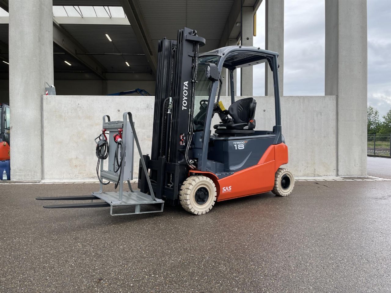 Toyota 8FBM18T Elektro 4 Rad-Stapler – Nr. G015234