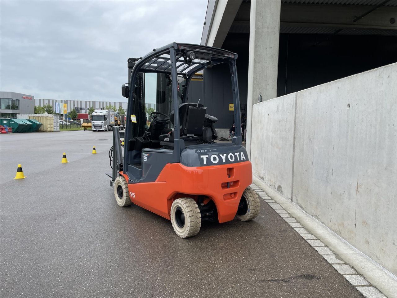 Toyota 8FBM18T Elektro 4 Rad-Stapler – Nr. G015234 – Bild 3